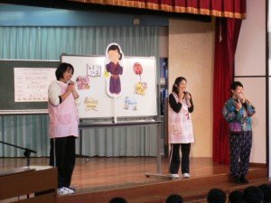 次に園児たちが「みすゞさんの好きなところ」が発表されました。