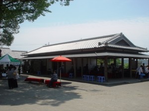 お茶席も♪優雅なひとときですねぇ。