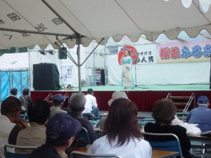 お店を出している方もお客様も皆さまがじっと聴いてくださり、とても嬉しいひとときでした