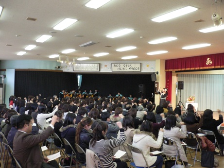 「私と小鳥と鈴と」も合奏で。手話と合奏、みんなで分かち合ったみすゞさんの心♪