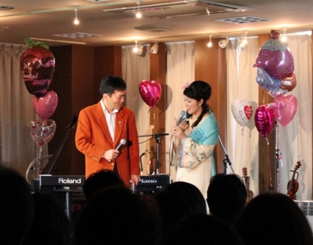 第二部は衣装も変えて。母の着物を仕立て直したものということで、注目してくださいました☆