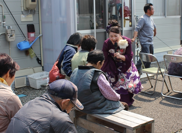 一緒に「ふるさと」を歌いました。