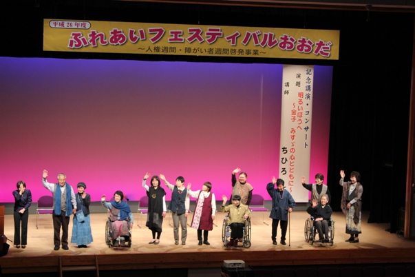 そしてファッションショーも。