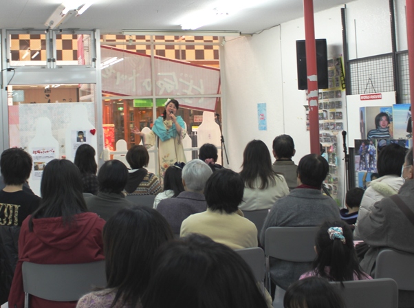 １週間続いた生命のメッセージ展の最後のイベントとして１時間のコンサートを♪