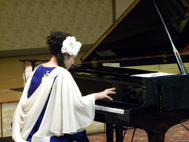 「かぐやひめ」この瞬間ショットはなかなかないですね♬