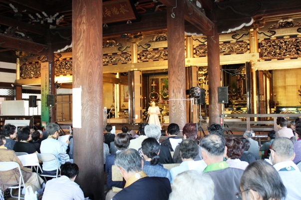 第二部がコンサートでした。