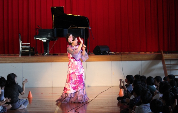 手をふってくれるのでそれにお応えして♪